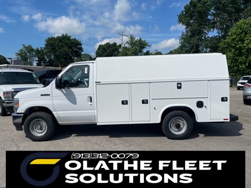 New 2026 Ford E-350 and Econoline 350 Super Duty w/ Power Equipment Group image 2