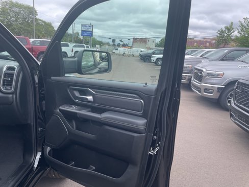 New 2026 RAM 1500 4x4 Crew Cab image 16