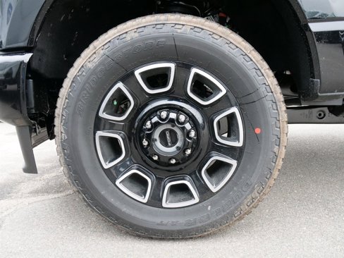 New 2025 Ford F350 Platinum w/ FX4 Off-Road Package image 12