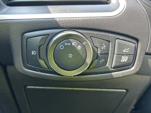 Used 2022 Ford Edge SEL w/ Convenience Package image 22