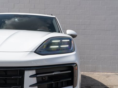 New 2026 Porsche Cayenne image 11