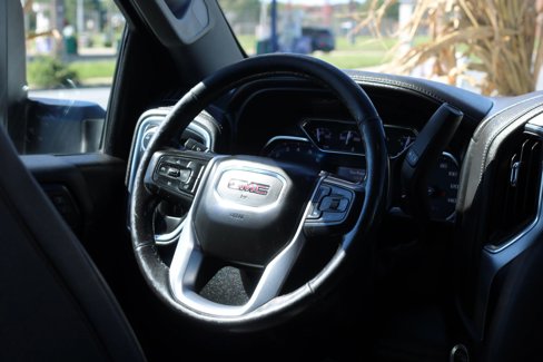 Used 2022 GMC Sierra 2500 SLT w/ SLT Premium Package image 14