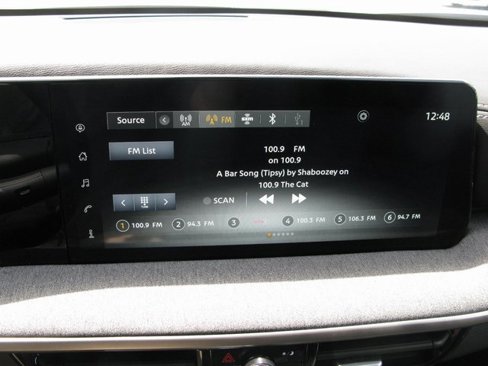 Used 2025 Nissan Kicks SV image 16
