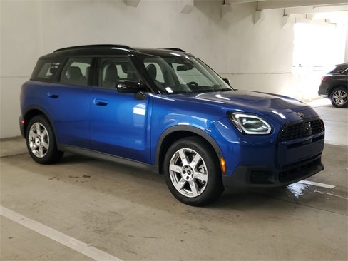 Certified 2025 MINI Cooper Countryman S image 3