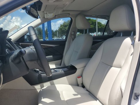 Used 2019 INFINITI Q50 Luxe image 24