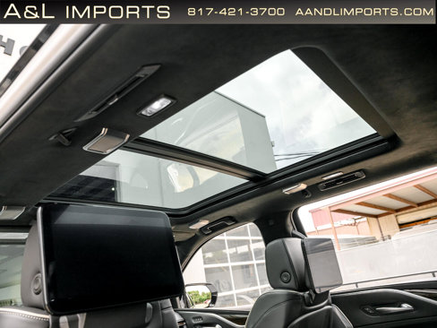 Used 2023 Cadillac Escalade ESV Sport Platinum w/ LPO, ONYX Package image 54