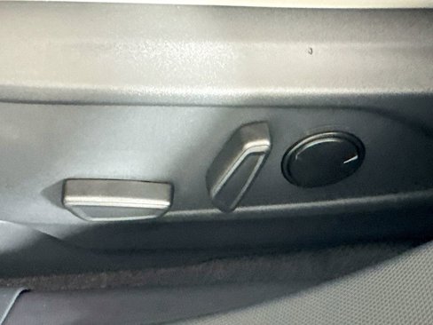 Certified 2025 Ford Mustang Mach-E Premium image 20