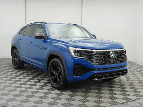 New 2026 Volkswagen Atlas Cross Sport SEL R-Line image 3