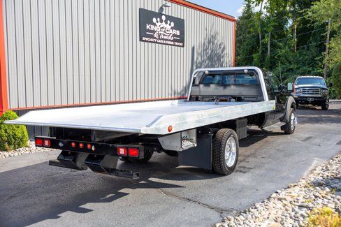 Used 2005 Ford F550 2WD Super Cab Super Duty image 9