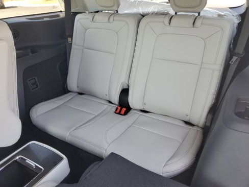 New 2025 Lincoln Aviator Reserve w/ Equipment Group 201A image 28