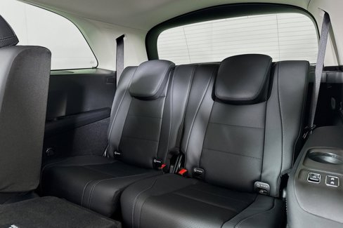 New 2026 Mercedes-Benz GLS 450 4MATIC image 8