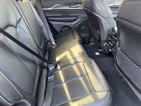 New 2025 Jeep Grand Cherokee Limited image 13