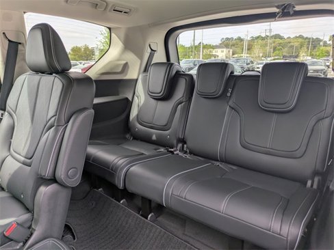 New 2025 INFINITI QX80 Sensory image 15