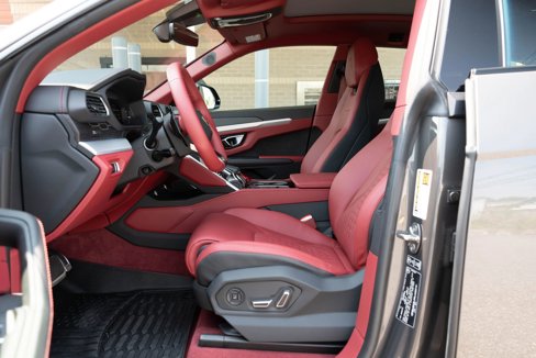 Used 2024 Lamborghini Urus S image 35