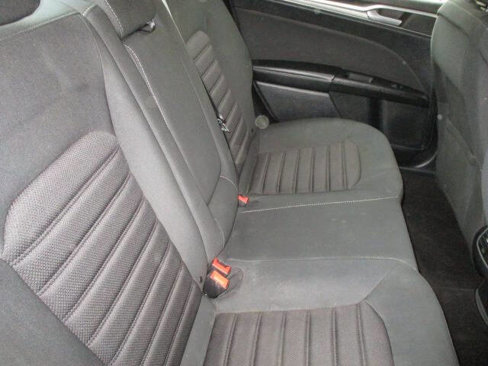 Used 2019 Ford Fusion SE image 20