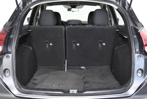 Used 2022 Nissan Kicks SV image 32
