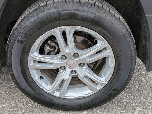 Used 2021 GMC Terrain SLE image 33