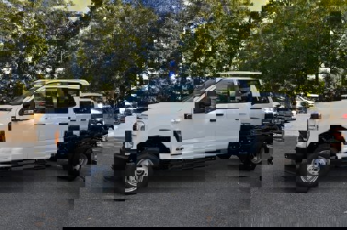 New 2026 Ford F350 XL image 2