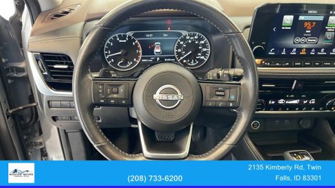 Used 2023 Nissan Rogue SL w/ SL Premium Package image 19