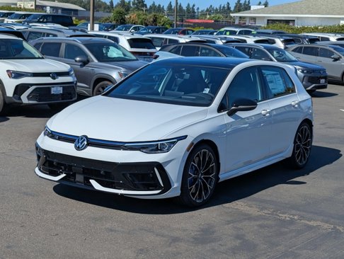 New 2025 Volkswagen Golf image 9