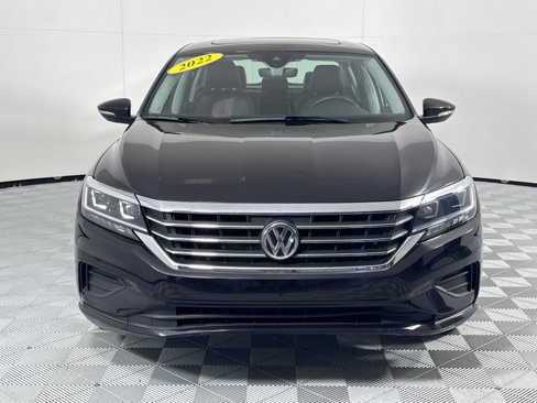 Used 2022 Volkswagen Passat 2.0T SE image 12