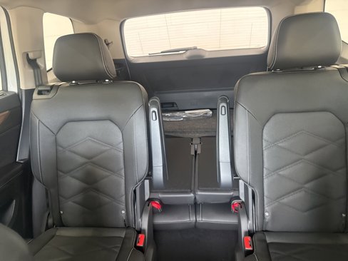 New 2026 Volkswagen Atlas SE image 26
