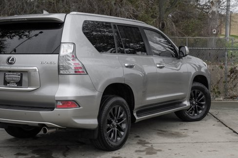Used 2022 Lexus GX 460 Premium image 18