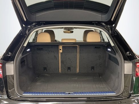 New 2025 Audi Q8 Premium Plus image 19