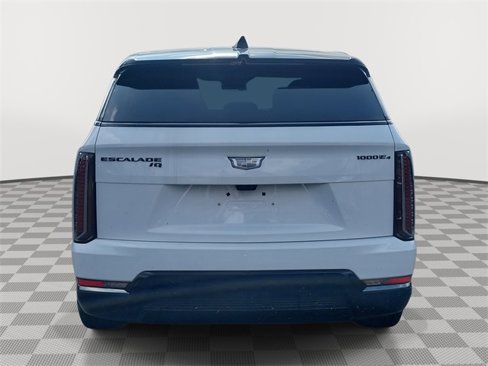 New 2025 Cadillac Escalade IQ Sport 2 w/ LPO, ONYX Package image 5