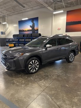 New 2025 Subaru Outback Touring XT image 2