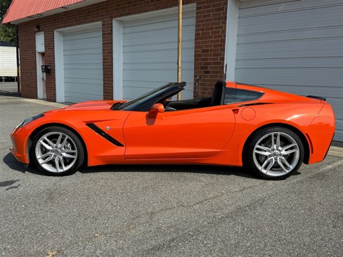 Used 2019 Chevrolet Corvette Stingray Coupe w/ 1LT image 21