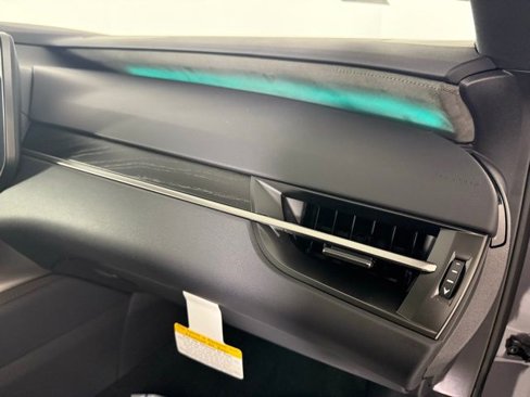 New 2025 Lexus RX 450h AWD w/ Luxury Package image 37