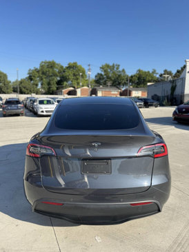 Used 2020 Tesla Model Y Long Range image 10