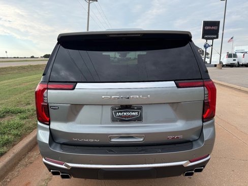 New 2026 GMC Yukon Denali w/ Denali Reserve Package image 4
