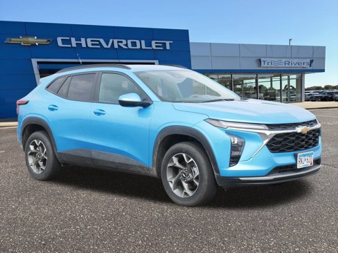 Used 2025 Chevrolet Trax LT w/ Driver Confidence Package image 8