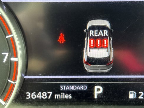 Used 2024 Nissan Rogue SV image 11