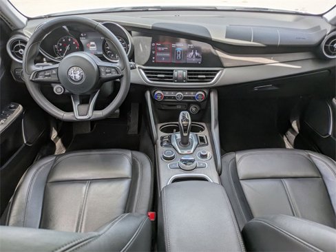 Used 2021 Alfa Romeo Giulia Ti image 19