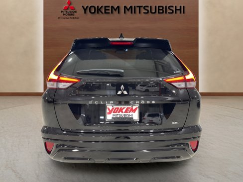 New 2025 Mitsubishi Eclipse Cross SEL image 4