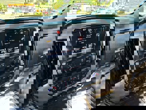 Used 2016 GMC Sierra 1500 SLE w/ SLE Value Package image 12
