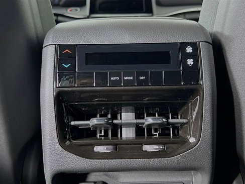 New 2025 Jeep Grand Cherokee L Altitude image 26