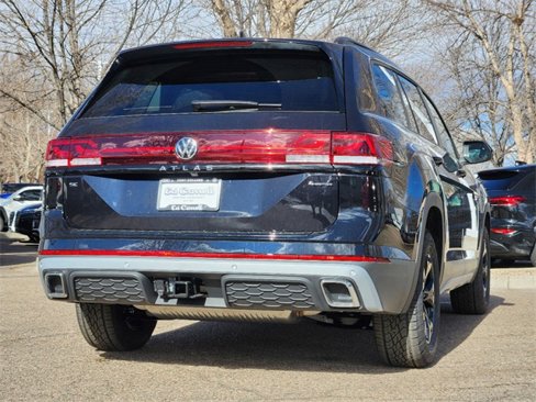 New 2025 Volkswagen Atlas Peak Edition SE image 7