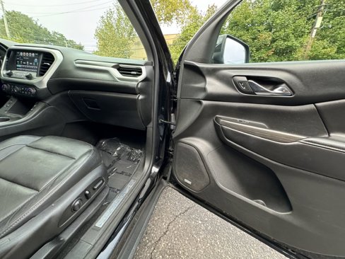 Used 2017 GMC Acadia SLT image 21