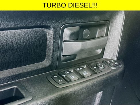 Used 2023 RAM 2500 Tradesman w/ Chrome Appearance Group image 17