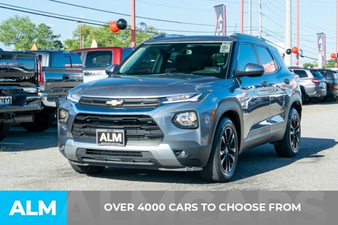 Used 2021 Chevrolet TrailBlazer LT w/ Sun and Liftgate Package image 3