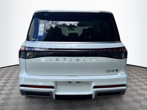 New 2026 INFINITI QX80 Luxe w/ Cargo Package image 6