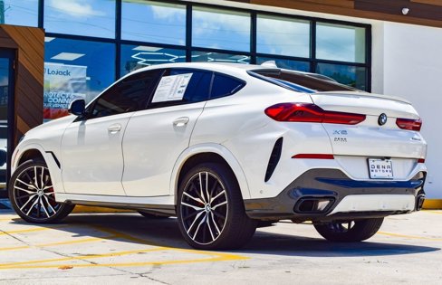 Used 2023 BMW X6 xDrive40i w/ M Sport Package image 32