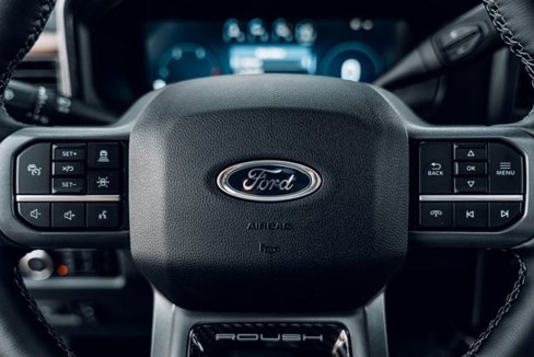 New 2025 Ford F250 Lariat w/ Lariat Ultimate Package image 34