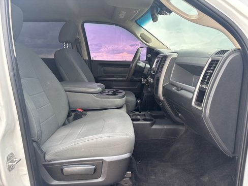 Used 2017 RAM 3500 Tradesman w/ Chrome Appearance Group image 21