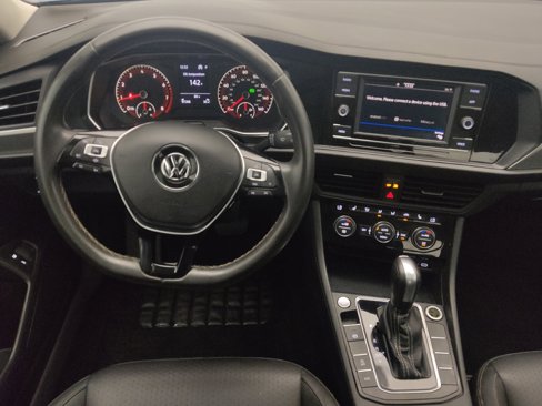 Used 2021 Volkswagen Jetta SE image 22