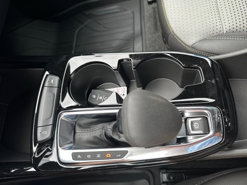 New 2025 Chevrolet Trax LT w/ Driver Confidence Package image 18